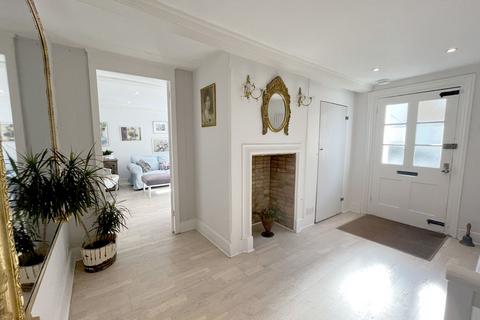 undefined, Kingsdown
