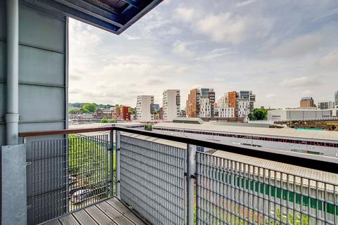 2 bedroom apartment to rent, Tarves Way Greenwich SE10