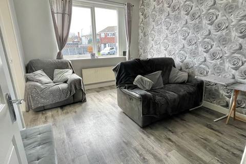 2 bedroom apartment for sale, Lilafield Court, Heather Croft, Kingstanding, Birmingham, B44 9SJ