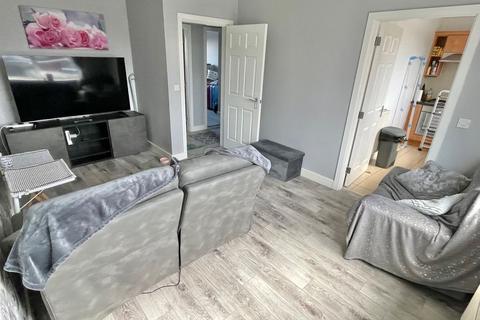 2 bedroom apartment for sale, Lilafield Court, Heather Croft, Kingstanding, Birmingham, B44 9SJ