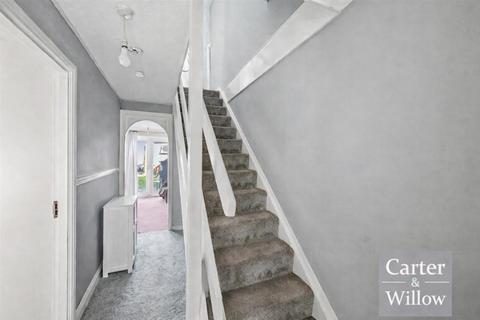 3 bedroom end of terrace house for sale, Inskip Road, Dagenham, Essex