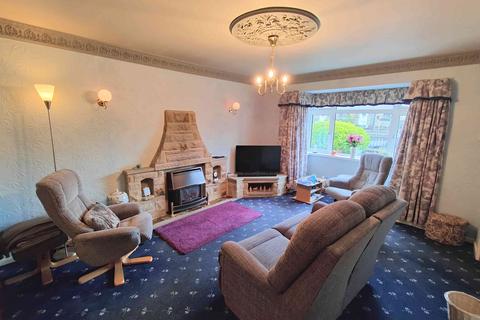 undefined, Cemetery Road, Low Moor BD12