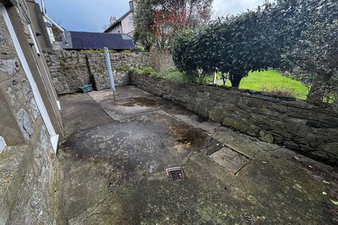 2 bedroom terraced house to rent, Malew Street, Castletown