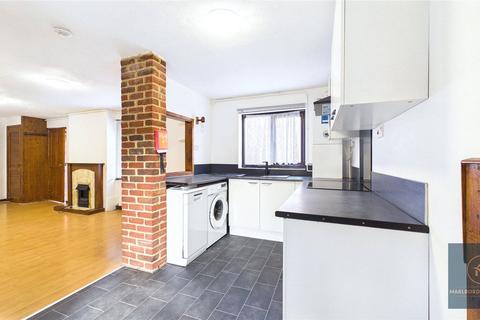 2 bedroom property to rent, Linton Gardens, Beckton, London, E6
