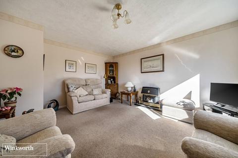 undefined, Thrush Close, Kempshott, Basingstoke, Hampshire, RG22