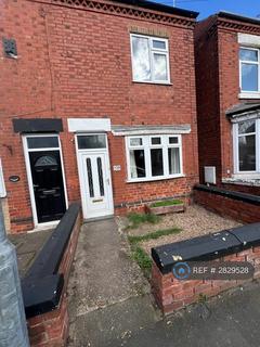 3 bedroom semi-detached house to rent, Kilton Road, Worksop, S80