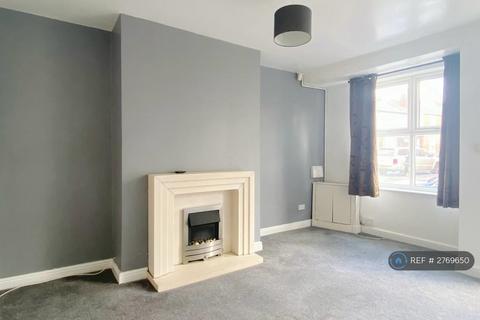 2 bedroom terraced house to rent, Grafton Street, Warrington, WA5