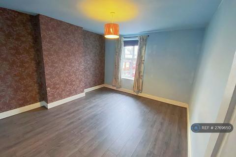 2 bedroom terraced house to rent, Grafton Street, Warrington, WA5