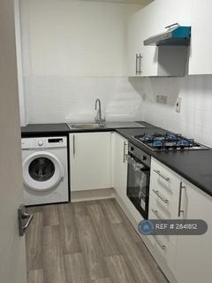 1 bedroom flat to rent, East Lane, Wembley, HA9