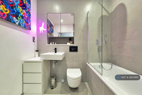 undefined, Walworth Road, London, SE17
