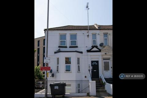 2 bedroom flat to rent, St. Swithuns Road, Bournemouth, BH1