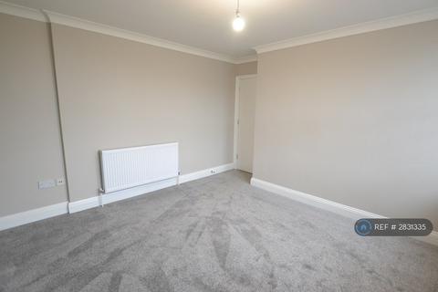 2 bedroom flat to rent, St. Swithuns Road, Bournemouth, BH1