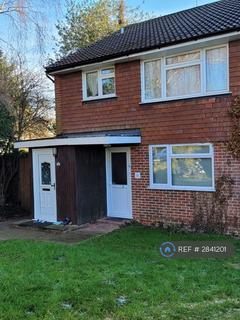 2 bedroom maisonette to rent, Campbell Croft, Edgware, HA8