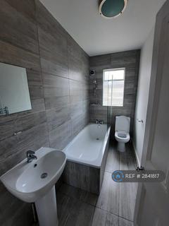 1 bedroom flat to rent, Overstone Road, London, W6