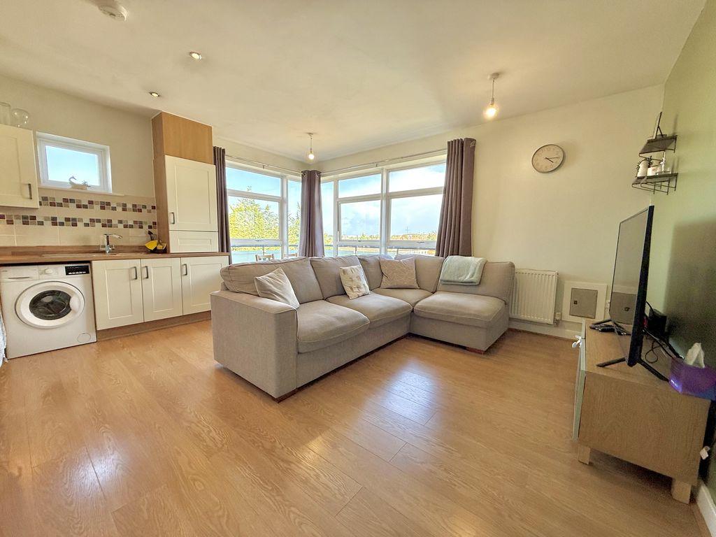 Kitchen/Living