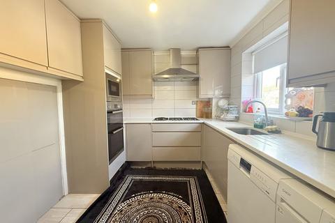 3 bedroom maisonette for sale, Radcliffe Way, Northolt
