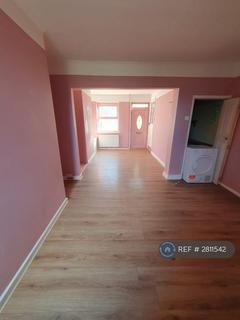 2 bedroom terraced house to rent, Portland St, Mansfield, NG19