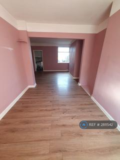 2 bedroom terraced house to rent, Portland St, Mansfield, NG19
