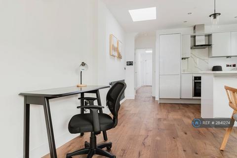 1 bedroom flat to rent, Henriques St, London, E1