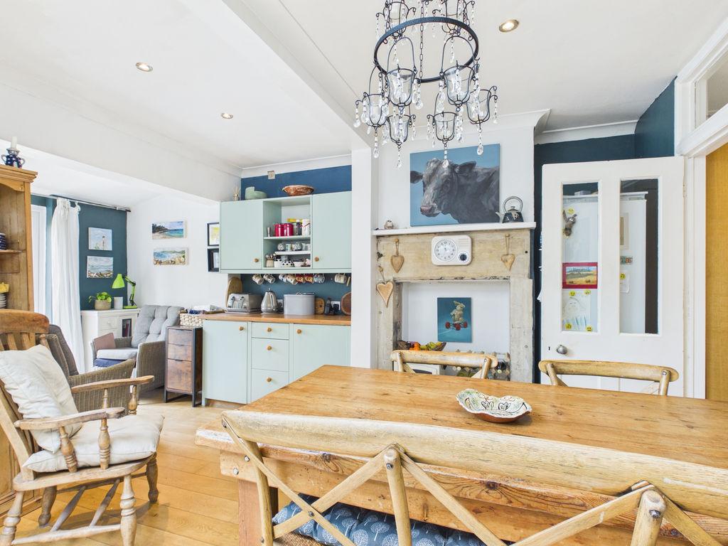 Kitchen diner