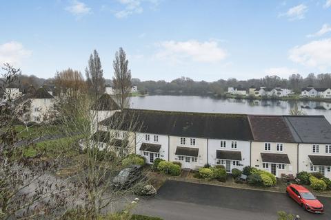 undefined, Windrush Lake, Cotswold Lakes, Gloucestershire