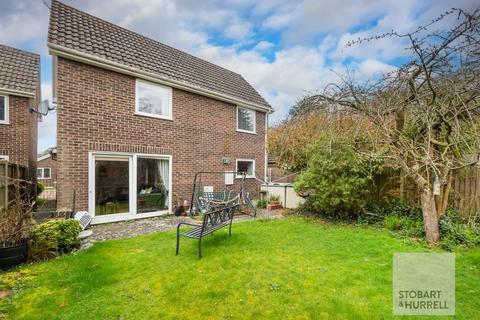 4 bedroom detached house for sale, Harrisons Drive, Norwich NR7