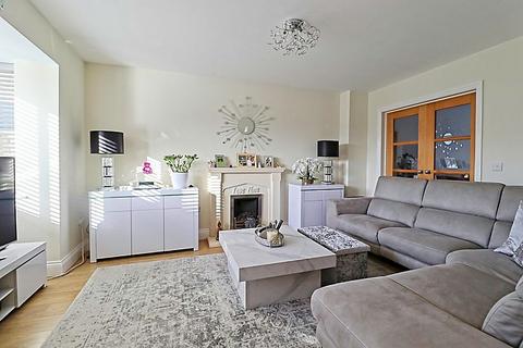 5 bedroom detached house for sale, Crescent Place, Hadleigh