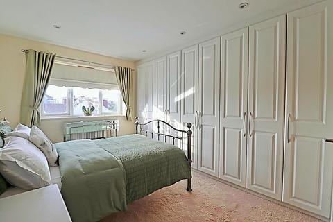 5 bedroom detached house for sale, Crescent Place, Hadleigh
