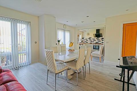5 bedroom detached house for sale, Crescent Place, Hadleigh