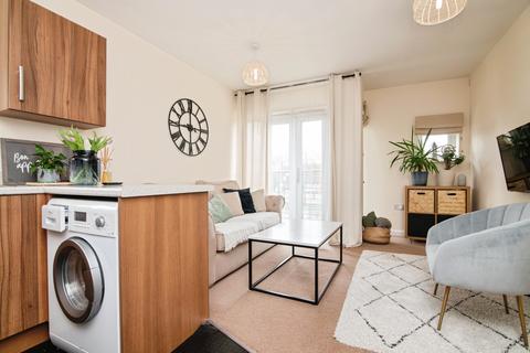 2 bedroom apartment for sale, Churchfields Way, West Bromwich, B71