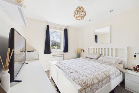 undefined, Chy Kensa, Redruth - Contemporary style second floor two bedroom flat