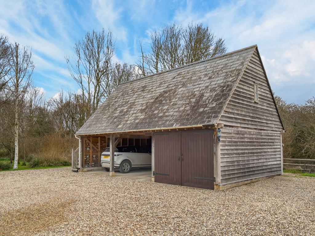 Carport &amp; Workshop