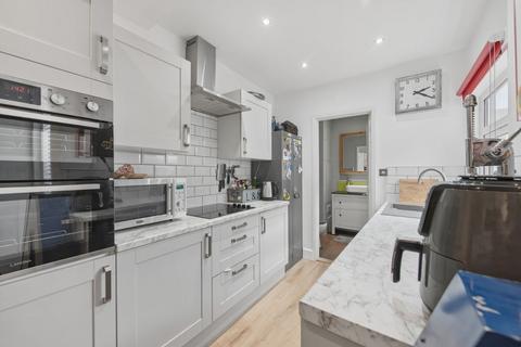 2 bedroom terraced house for sale, Esslemont Road, Southsea