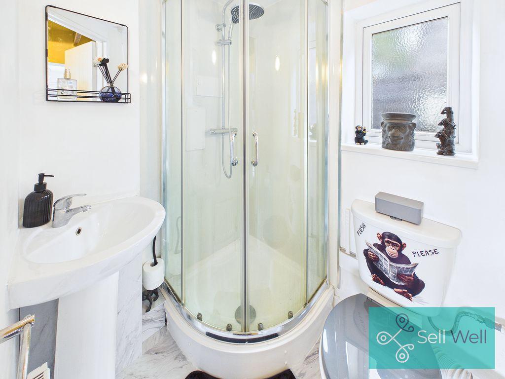 Ground Floor Shower