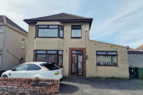 5 bedroom detached house to rent, Wallscourt Road South, Bristol BS34