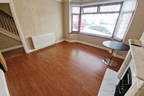 5 bedroom detached house to rent, Wallscourt Road South, Bristol BS34