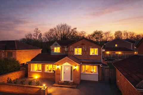 4 bedroom detached house for sale, Tingley, Wakefield WF3
