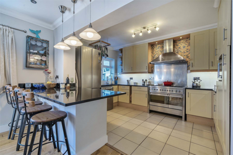 4 bedroom detached house for sale, Owlswood, Cane End, RG4