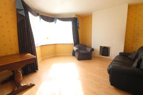 undefined, Luton LU3