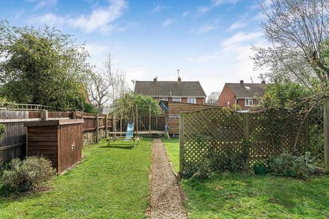 undefined, Cam, Dursley GL11
