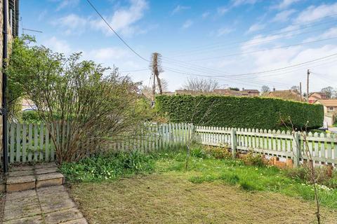 undefined, Cam, Dursley GL11