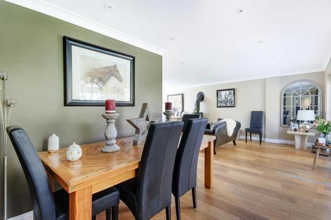undefined, Gills Green Courtyard, Cranbrook, Kent, TN18 5EP