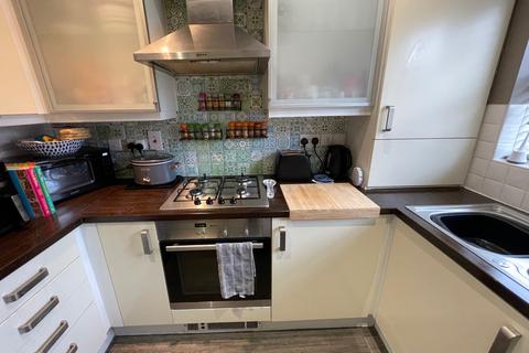 4 bedroom mews for sale, Salisbury Close, Crewe