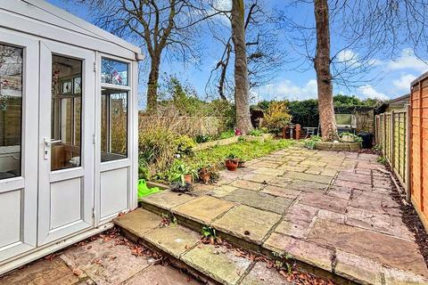 undefined, South Croydon CR2