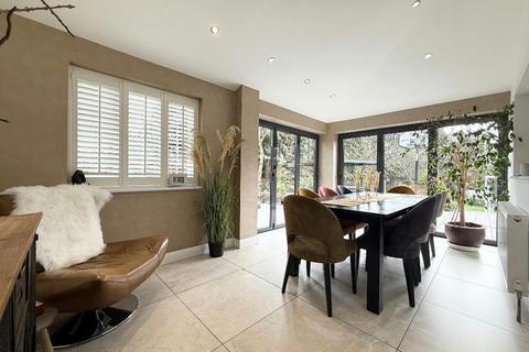 5 bedroom semi-detached house for sale, Barnston Close, Wigmore, Luton, Bedfordshire, LU2 9RZ