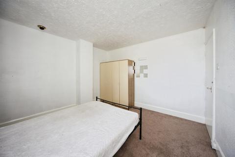 undefined, St. Catherines Avenue, Luton