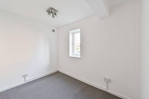 1 bedroom flat to rent, Ludford Close, Croydon, CR0