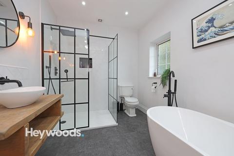 5 bedroom semi-detached house for sale, Liverpool Road, Newcastle, ST5