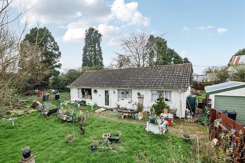 2 bedroom bungalow for sale, Five Bridges, Cullompton