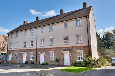 3 bedroom end of terrace house for sale, Harwood Close, Codmore Hill, Pulborough, West Sussex, RH20